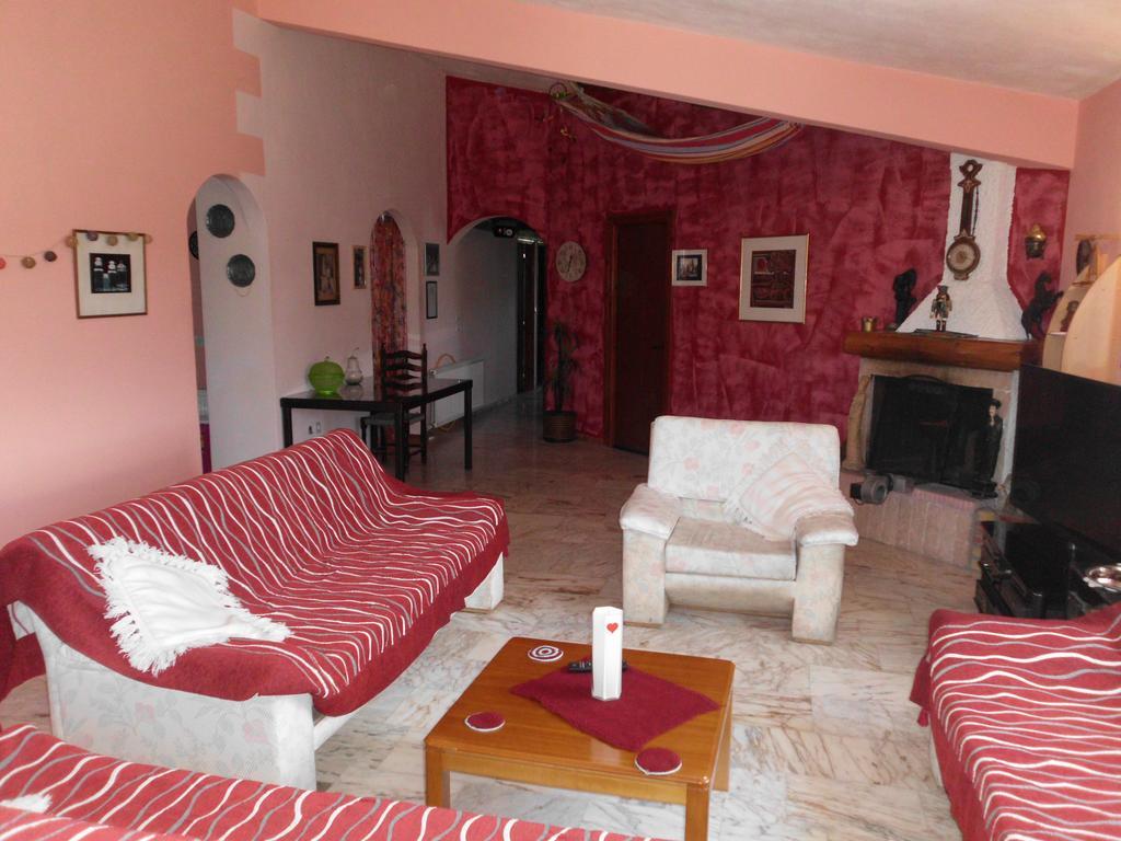 Tom'S House Apartment Skriperon Bagian luar foto