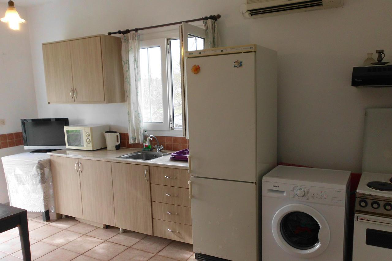 Tom'S House Apartment Skriperon Bagian luar foto